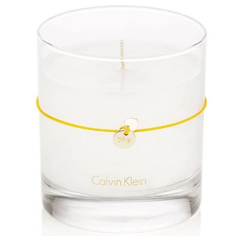 Calvin Klein Scented Mahogany Amber Candle, 7.5 oz